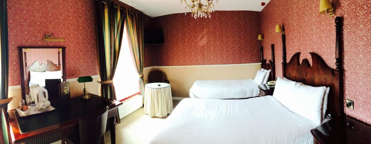 Отель Atlantic Hotel Лехинч